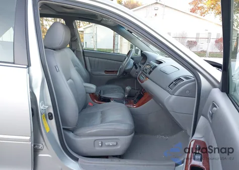 2005 Toyota Camry Xle V6 from USA, damaged, VIN 4T1BF30K45U085799